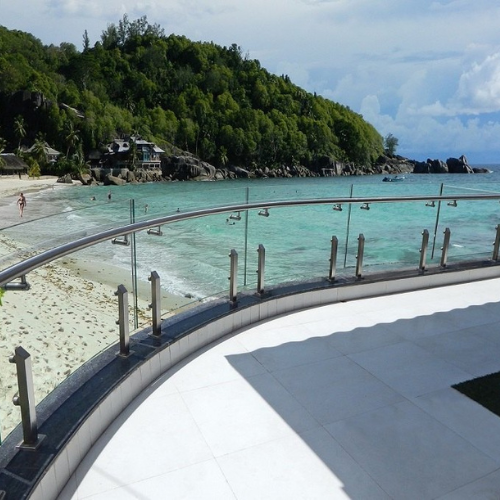 Top Mounted Short Height Square Balustrade With Glass