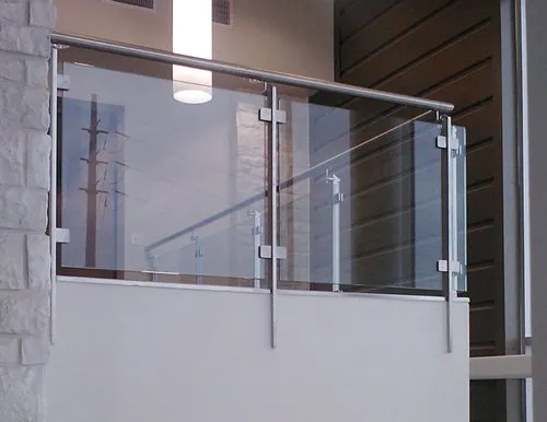 Top Mounted Square Balustrade With Glass